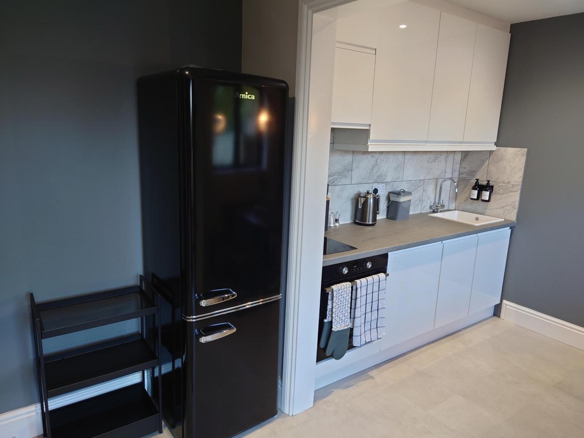 באת' Newly Renovated 2-Bed Bungalow מראה חיצוני תמונה